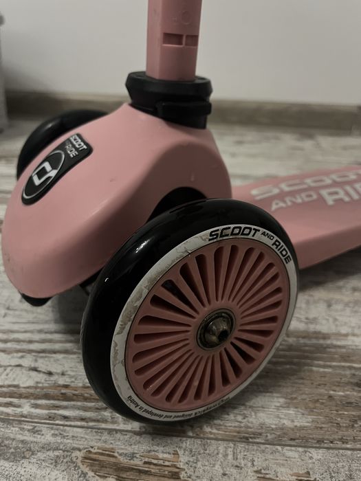 Самокат 2 в 1 Scoot and ride