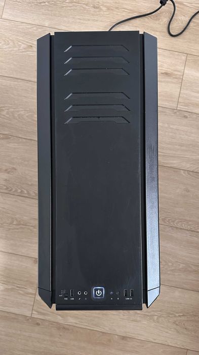 AMD Ryzen 9 3900X / RTX 2070 / 32GB RAM / 512GB SSD+1TB HDD