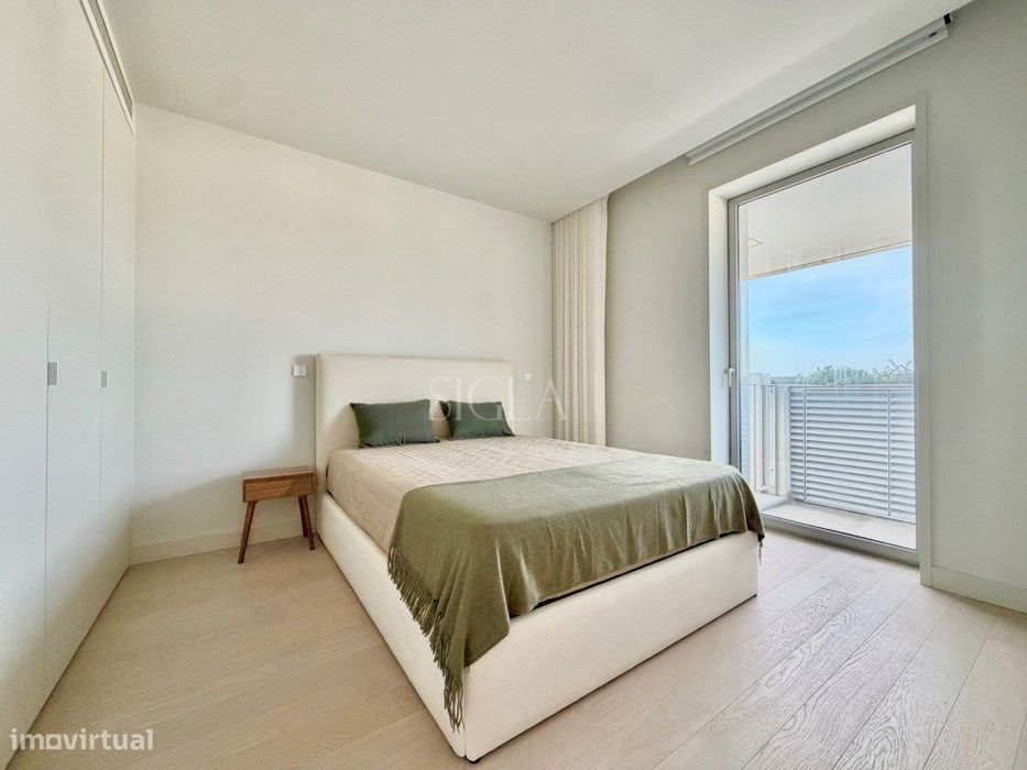 T1 Praia Canidelo em condomínio com piscina ginásio e coworking