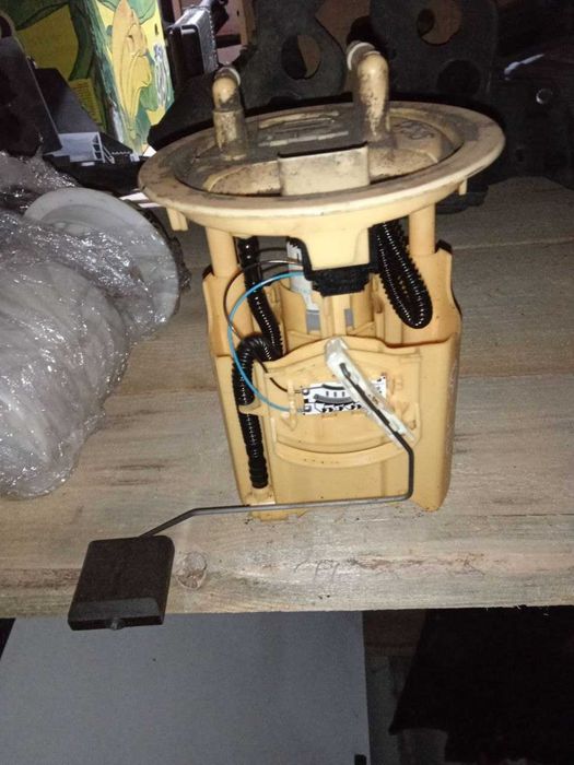 Насос підкачки палива