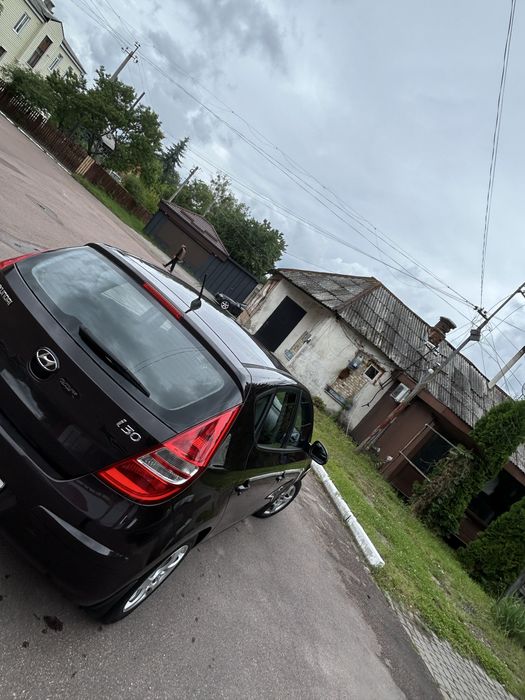 Автомобіль хюндай