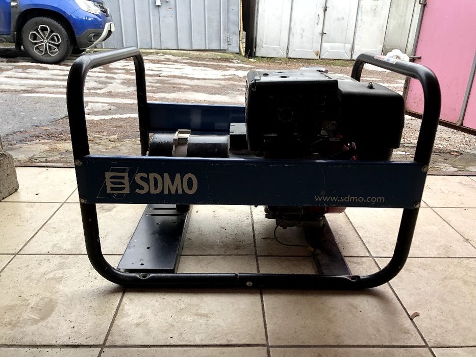 Генератор Sdmo 4000 С