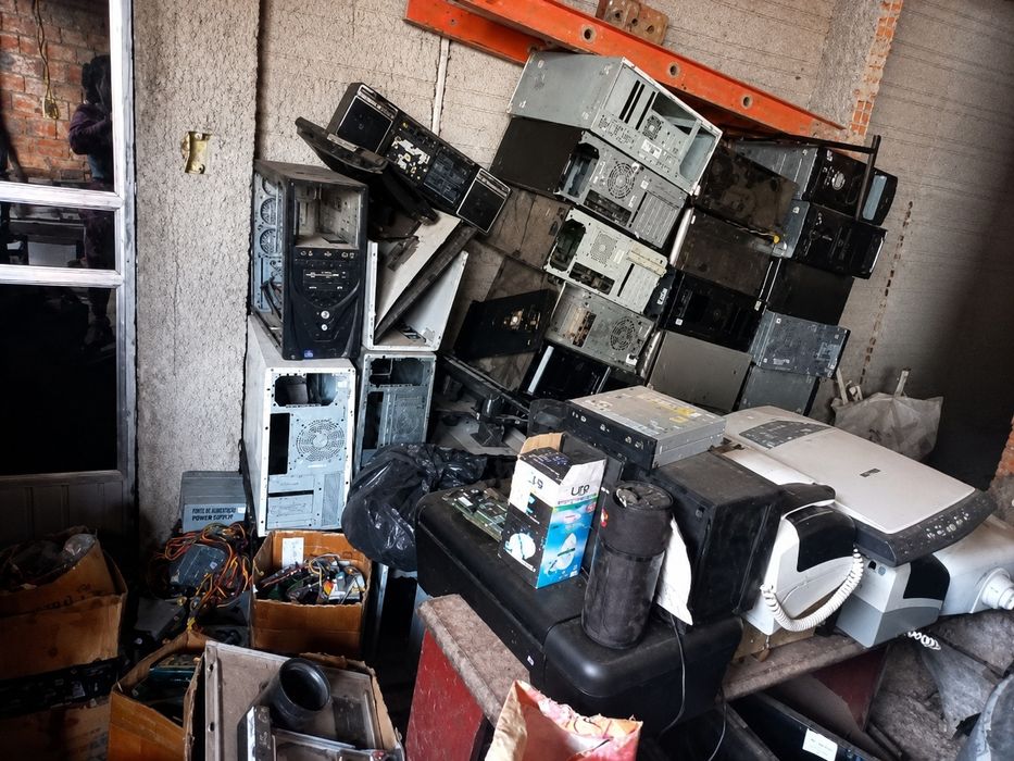 Compro seu lixo eletrônico