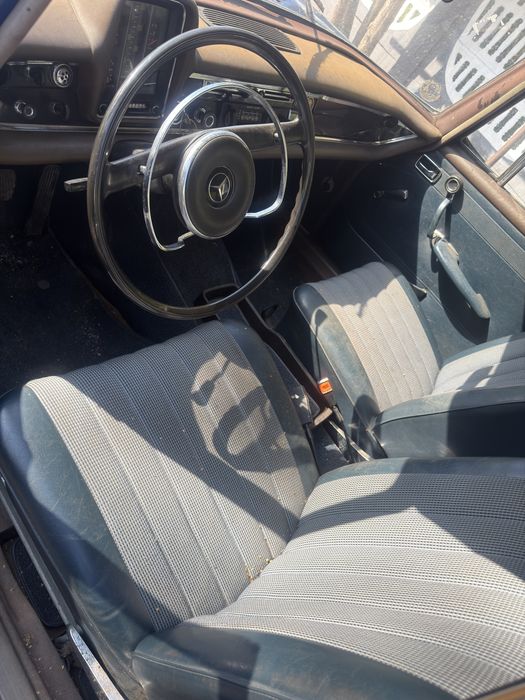 Mercedes w110 super stan, oryginal.