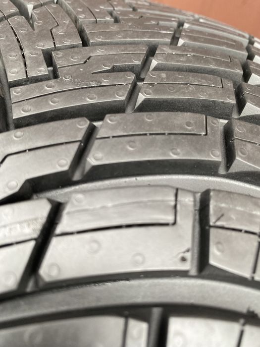 Opona 215/45r16 Pirelli All Season Cinturato TM SF 2