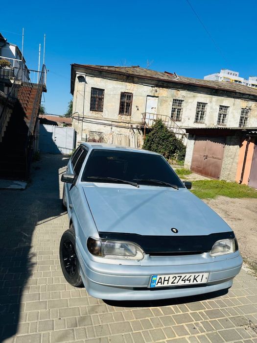 Ваз 2114 2007г на уверенном ходу.