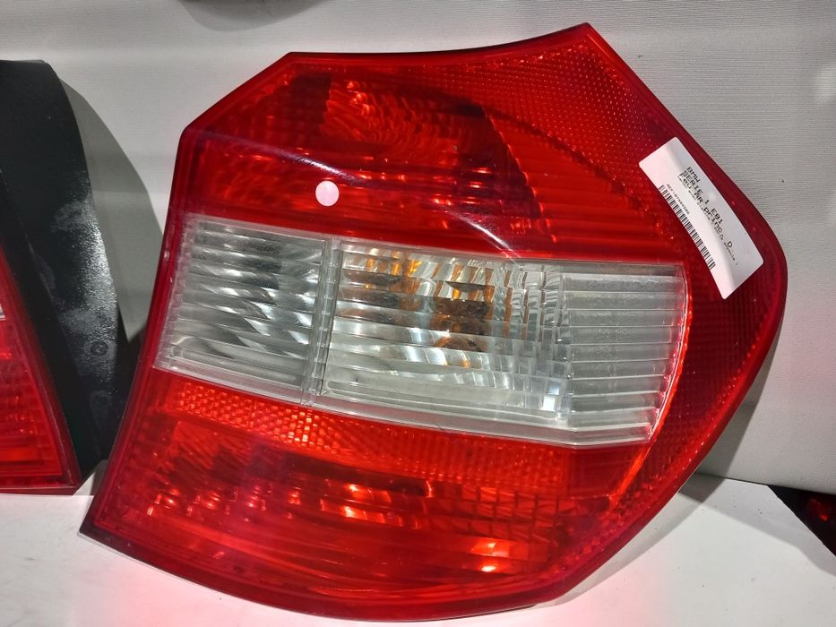 Farolim Stop traseiro esquerdo e direito BMW Serie 1 E81 E87