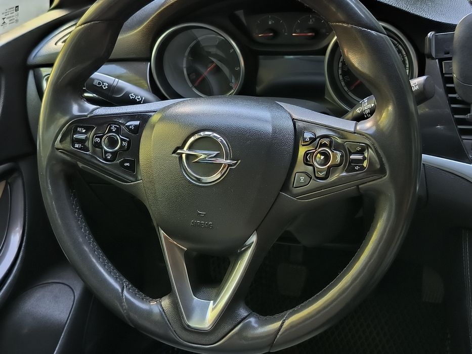 Opel Astra K 2016 1.6 CDTI (ТЕРМІНОВО!) (Максимальна комплектація)