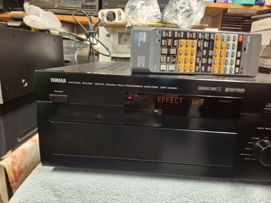 Wzmacniacz Yamaha DSP-A3090  PILOT OPTYKA