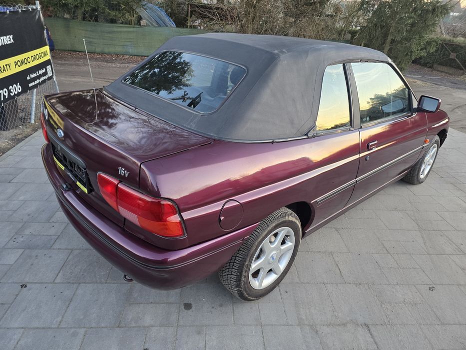 Escort/Kabriolet/Benzynka/Oplacony