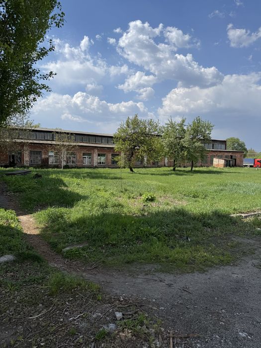 Продам промислову базу