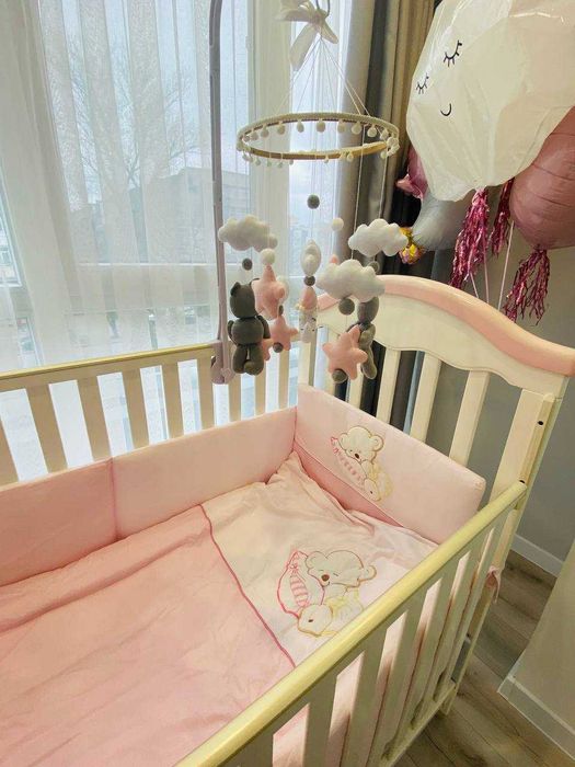Ліжко дитяче, кроватка з музичним мобілем