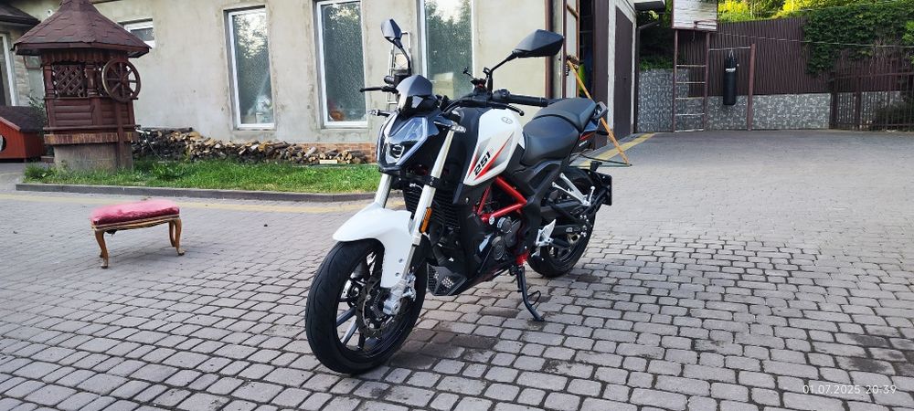 Benelli tnt 251s
