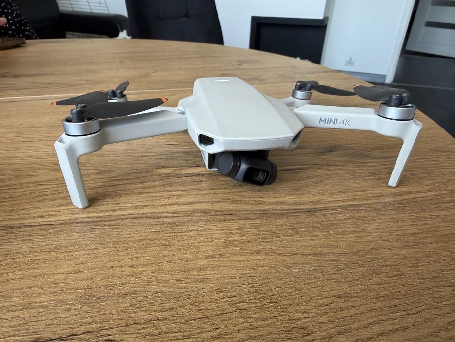 Dron DJI Mini 4K