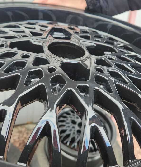 R15, 4x108, Eta Beta Lucy 4C 7J x 15H2 ET42