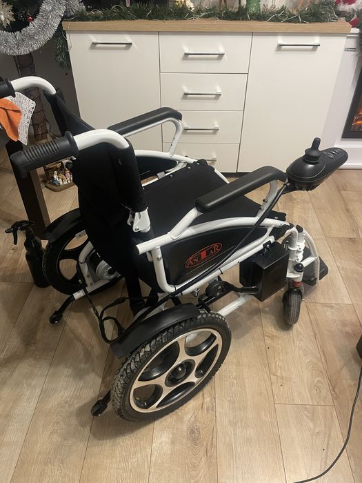 Elektryczny wózek ANTAR