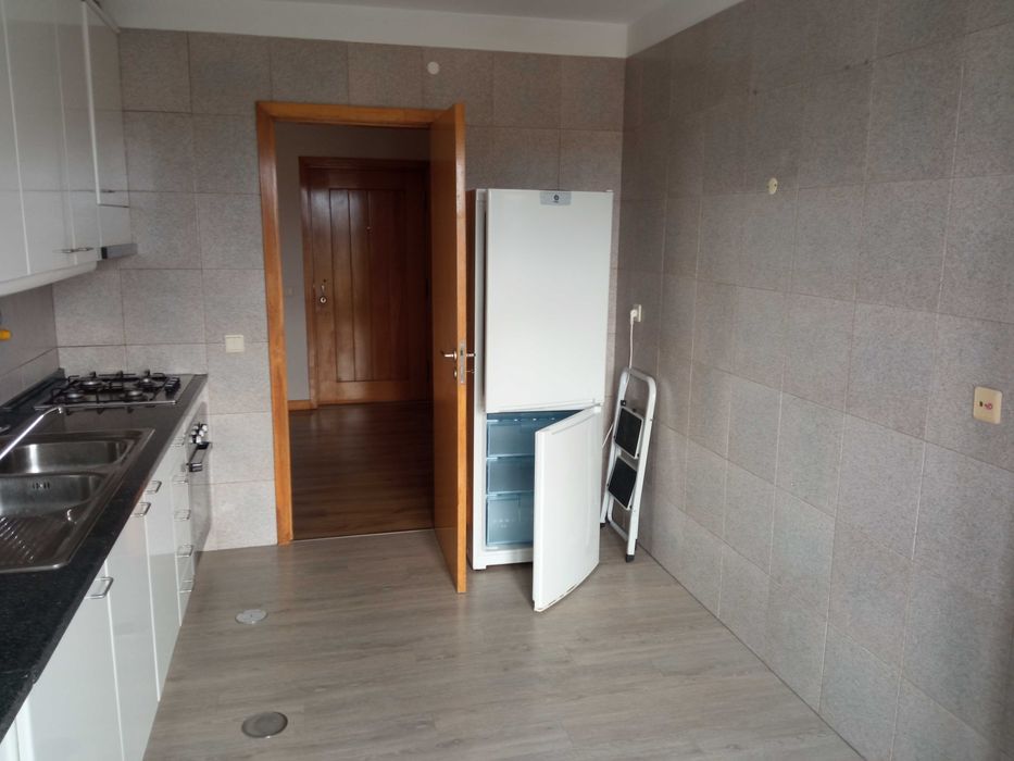 Arrendo apartamento T1, juntinho a praia de Esmoriz