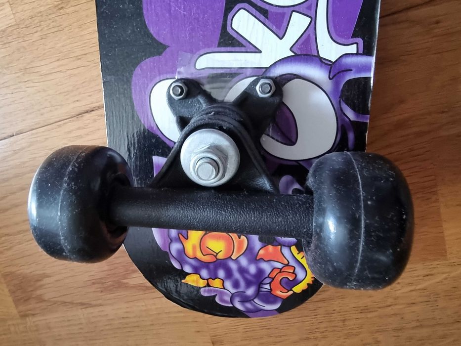 Vendo Skate "Gamausa.com" para criança  (44 x 13cm)