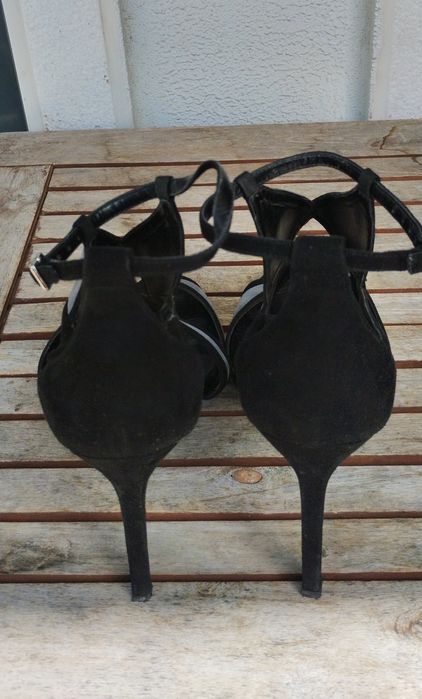 Sandálias,Zara Basic Tamanho41