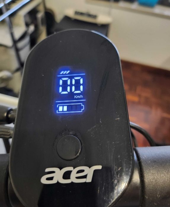 Acer Electric Scooter ES Série 3 - IMPECÁVEL