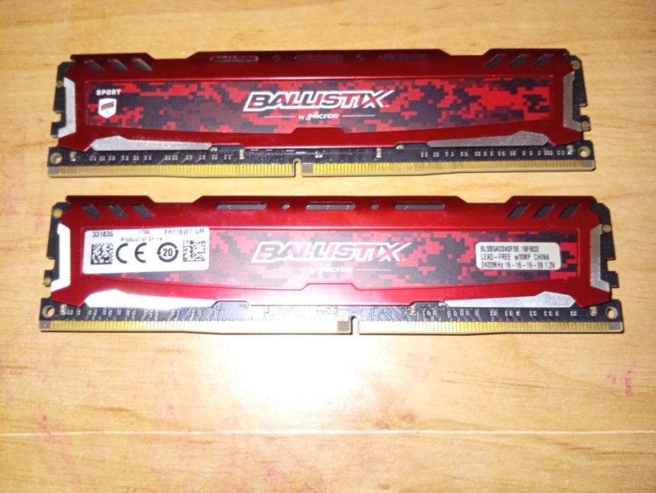 Various gaming computer components443744335944099841