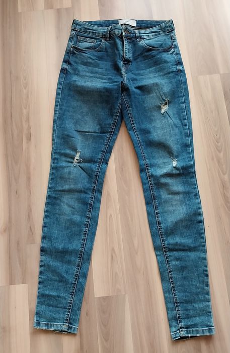 Zestaw 5 par markowych jeansów rozm. 38