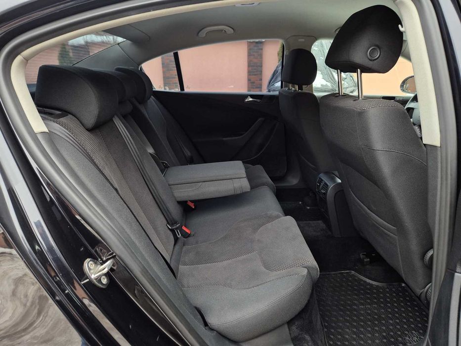 VW Passat B6 Sedan 1.9TDI BKC bez DPF, super stan, chromy, alu 17