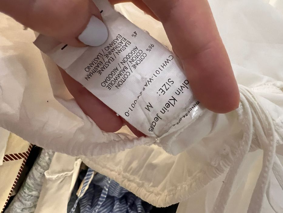 Calvin klein jeans bluzka top wiązana na dekolcie biała bawełna 38 M