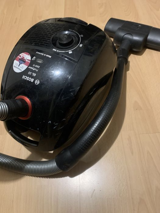 Odkurzacz Bosch GL30 2500 W workowy.