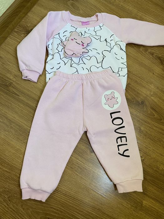 Костюмчик для дівчинки на флісі