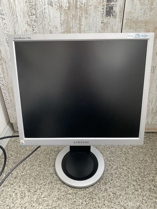 Монітор Samsung  SynkMaster 710N (MG17 ASTS)