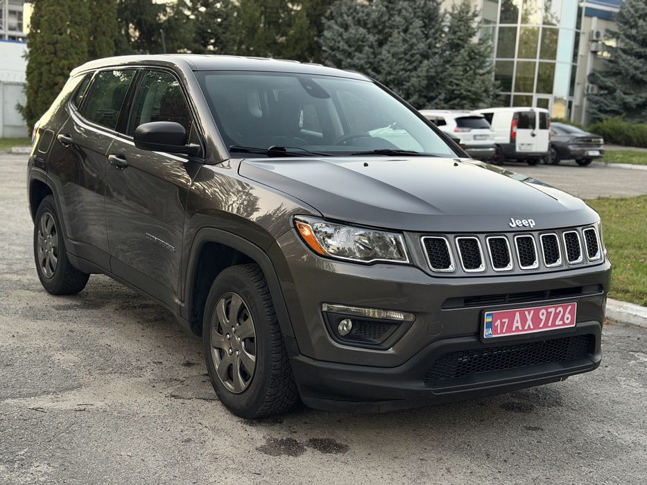Продам Jeep Compass