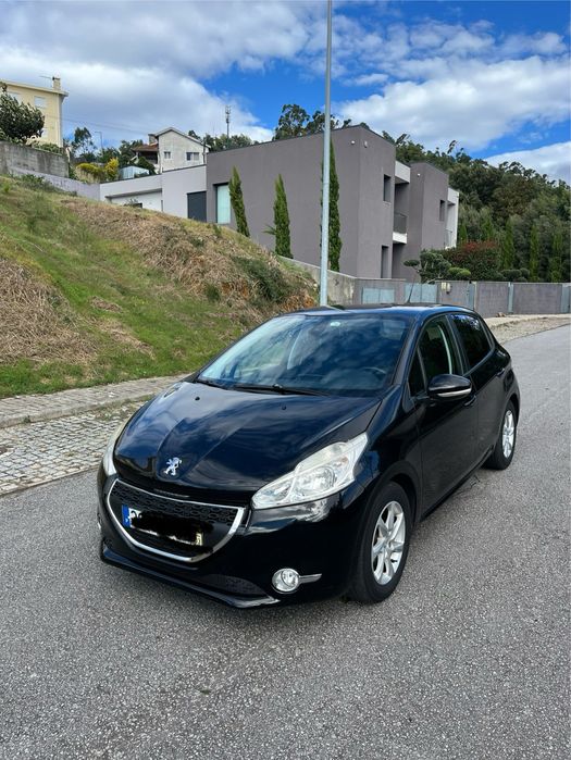 Pegeot 208 1.2 Gasolina 2014