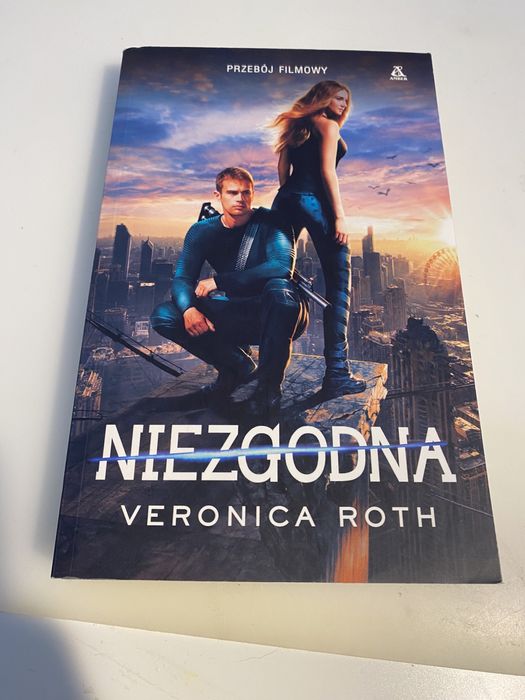 Książka Niezgodna Bestseller
