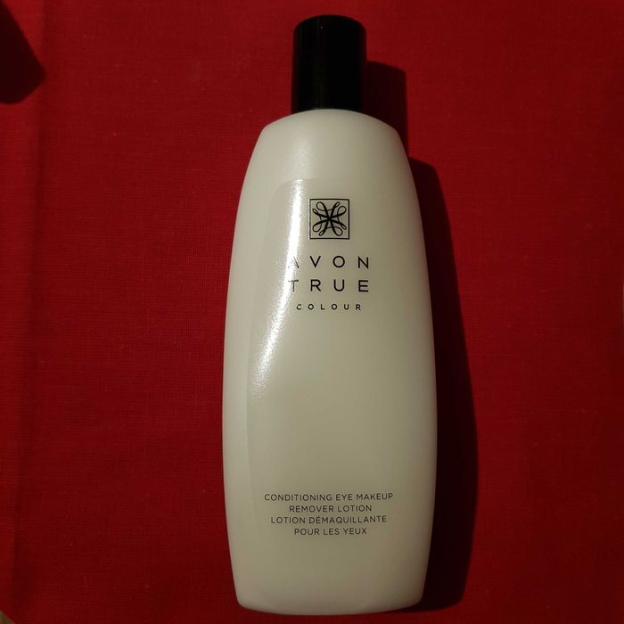 Mleczko do demakijazu oczu  z odżywką 150 ml  Unikat