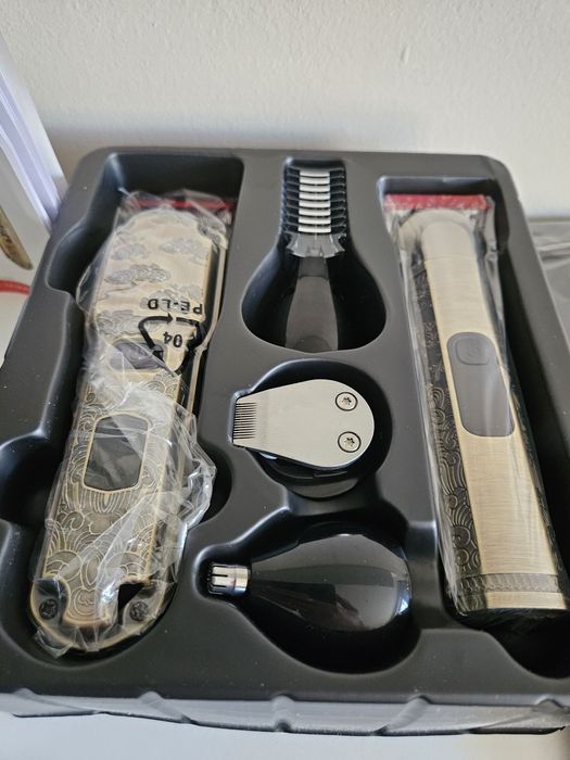 Продам професійних набір для стрижки тример Hatteker