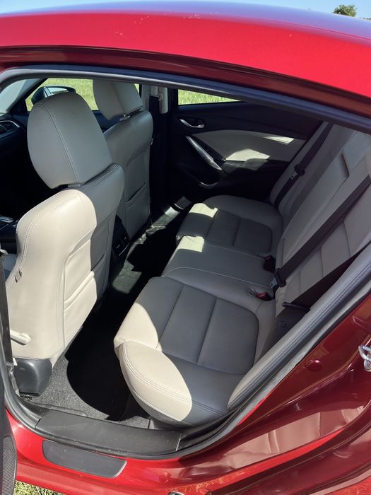 Mazda 6 2015 року