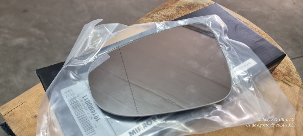 Espelho retrovisor lado esquerdo