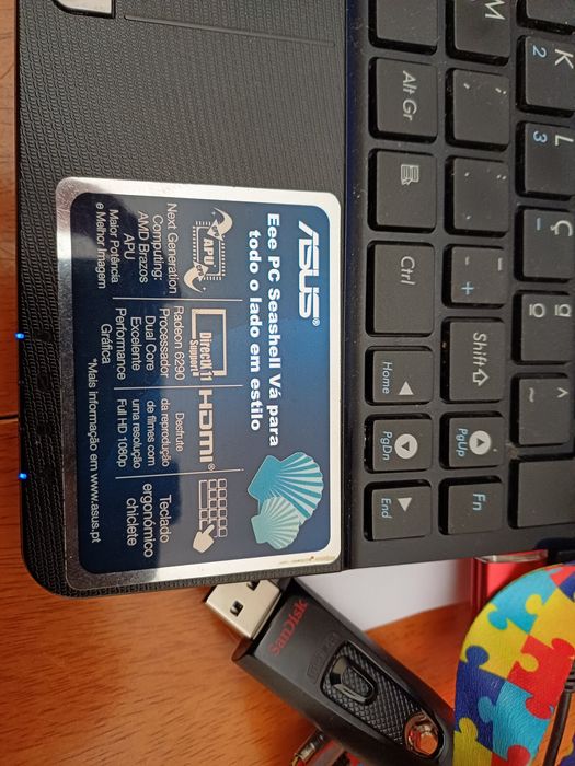 ASUS EeePc 1015 BX portátil