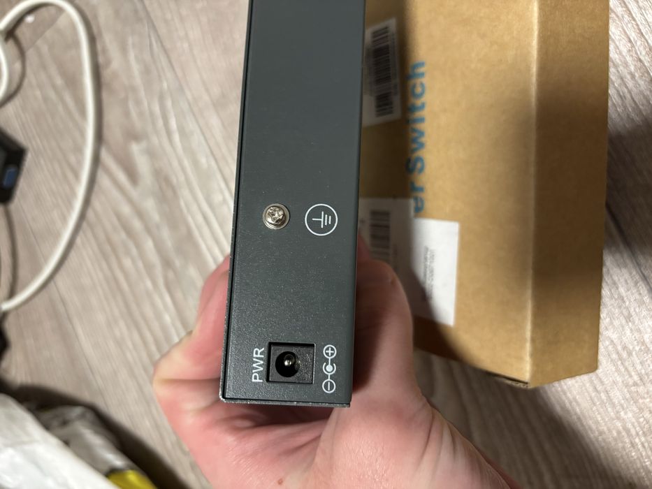 Passive POE коммутатор DSLRKIT MD4P1U