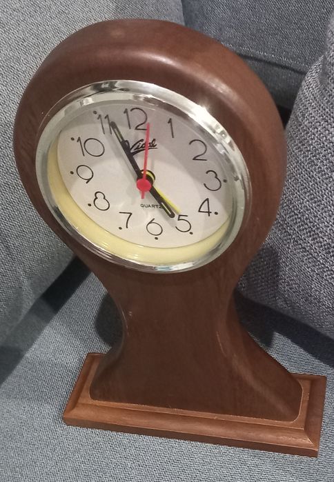 Relógio vintage de mesa, com alarme, quartzo, marca Vidal