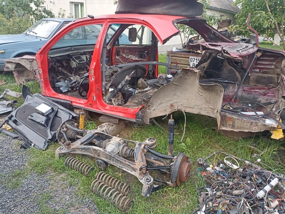 Мазда  626GE 1 .8  .626 .2.0D.GC.  по гайкам