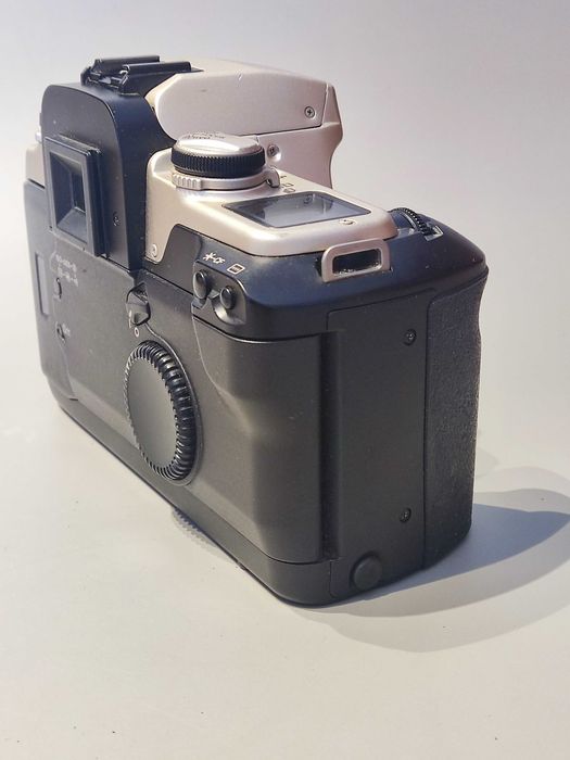 Canon EOS 50 – Camara Analógica