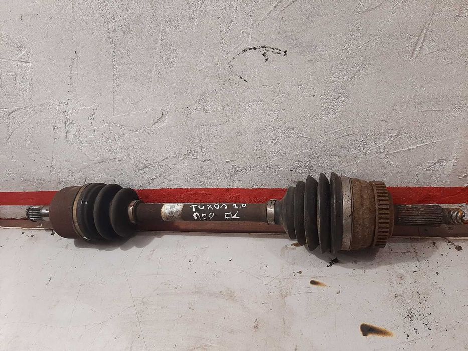 Полуось Хюндай туксон привод шрус піввісь hyundai tucson кулак цапфа