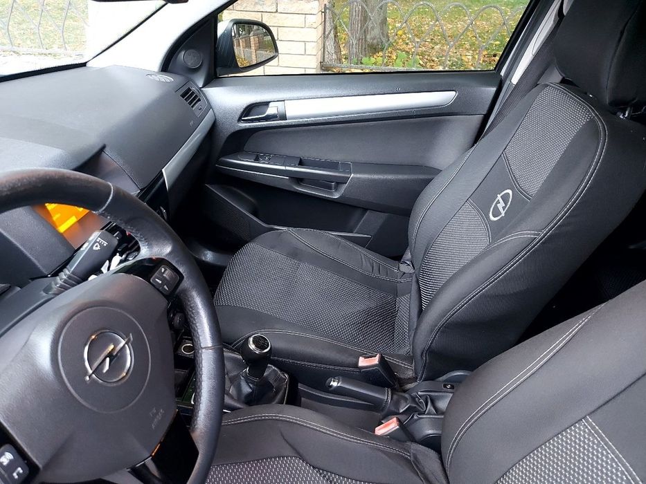 Продам Opel Astra 2010 рік.