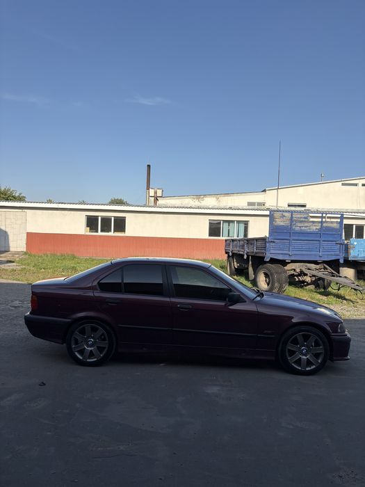 Продам Bmw e36 m43b16
