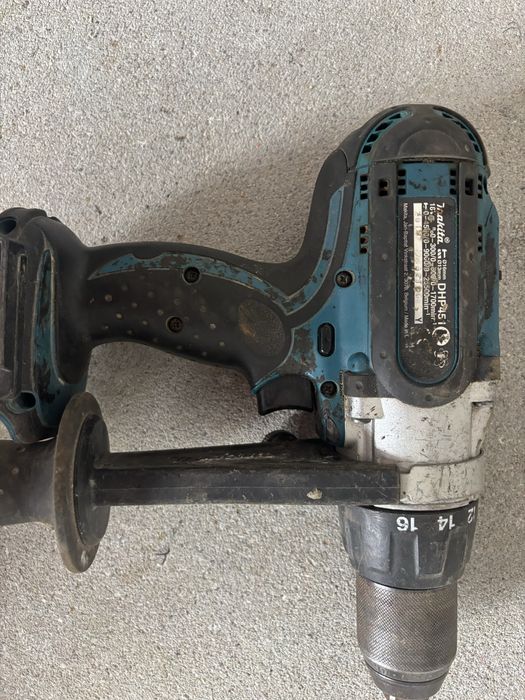 Wiertarko wkretarka Makita DHP 451