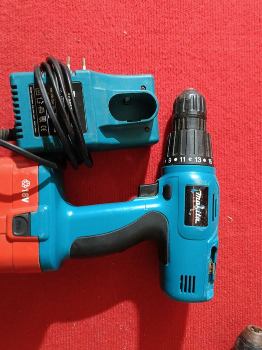 Makita 18V 2x wkrętarka akumulatorowa + 2 baterie + ładowarki