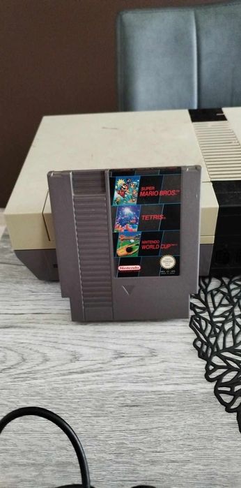 Vendo Nintendo Entertainment sistem european version