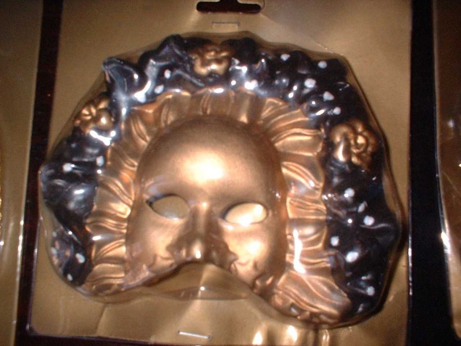 Máscaras venezianas pintadas à mão